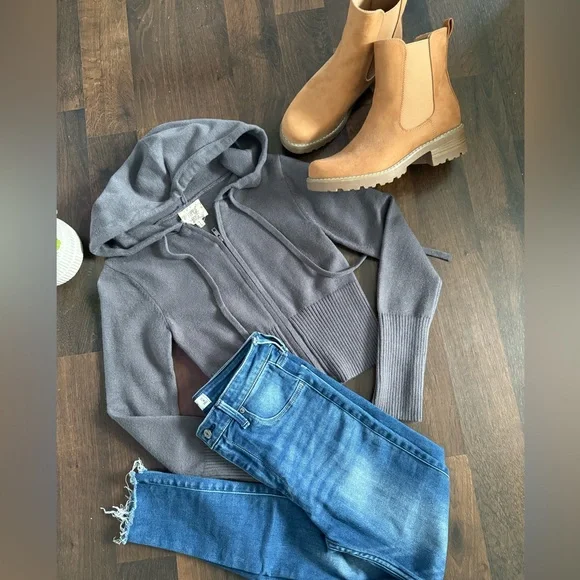 Universal Thread Celina Suede Ankle Boots - Picture 10 of 11